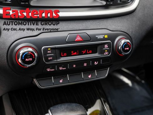 Used 2020 Kia Sorento EX image 20