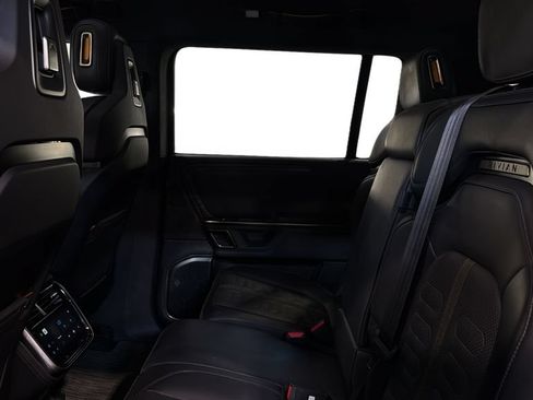 Used 2024 Rivian R1S Adventure AWD/4WD image 17