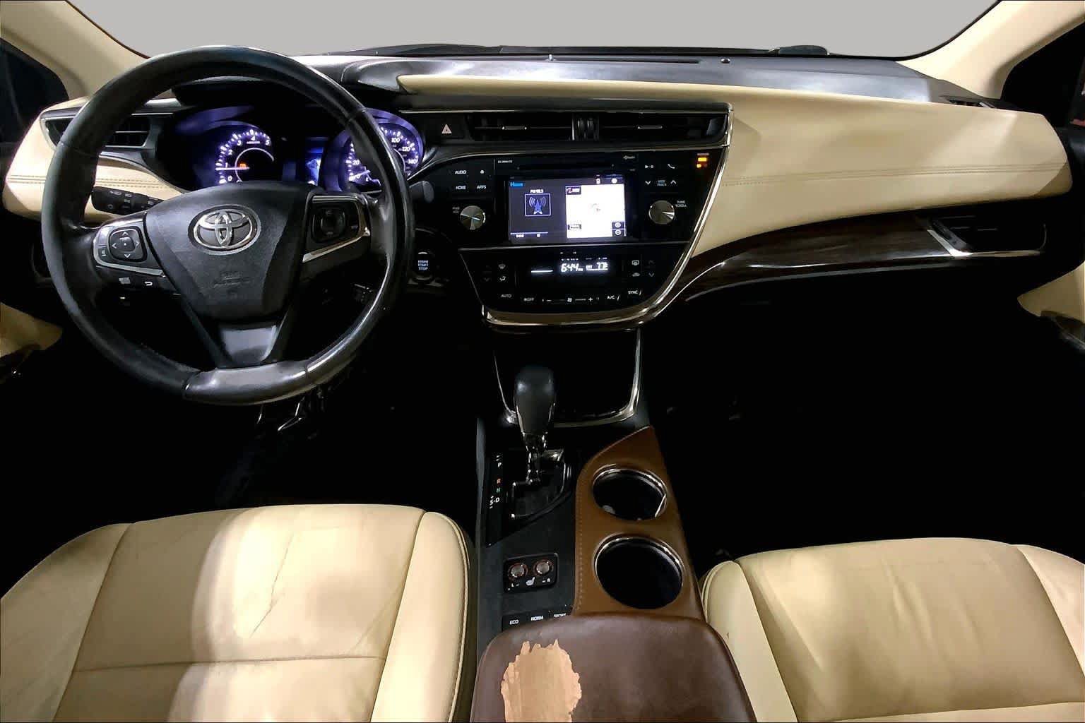 Used 2015 Toyota Avalon XLE Touring FWD image 31