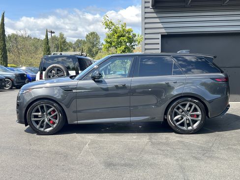 New 2025 Land Rover Range Rover Sport Dynamic SE image 5