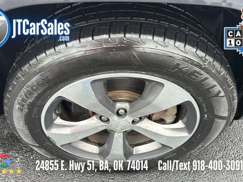 Used 2019 Jeep Cherokee Limited AWD/4WD image 33