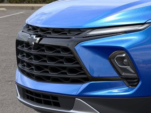 New 2026 Chevrolet Blazer LT w/ Midnight/Sport Edition FWD image 13