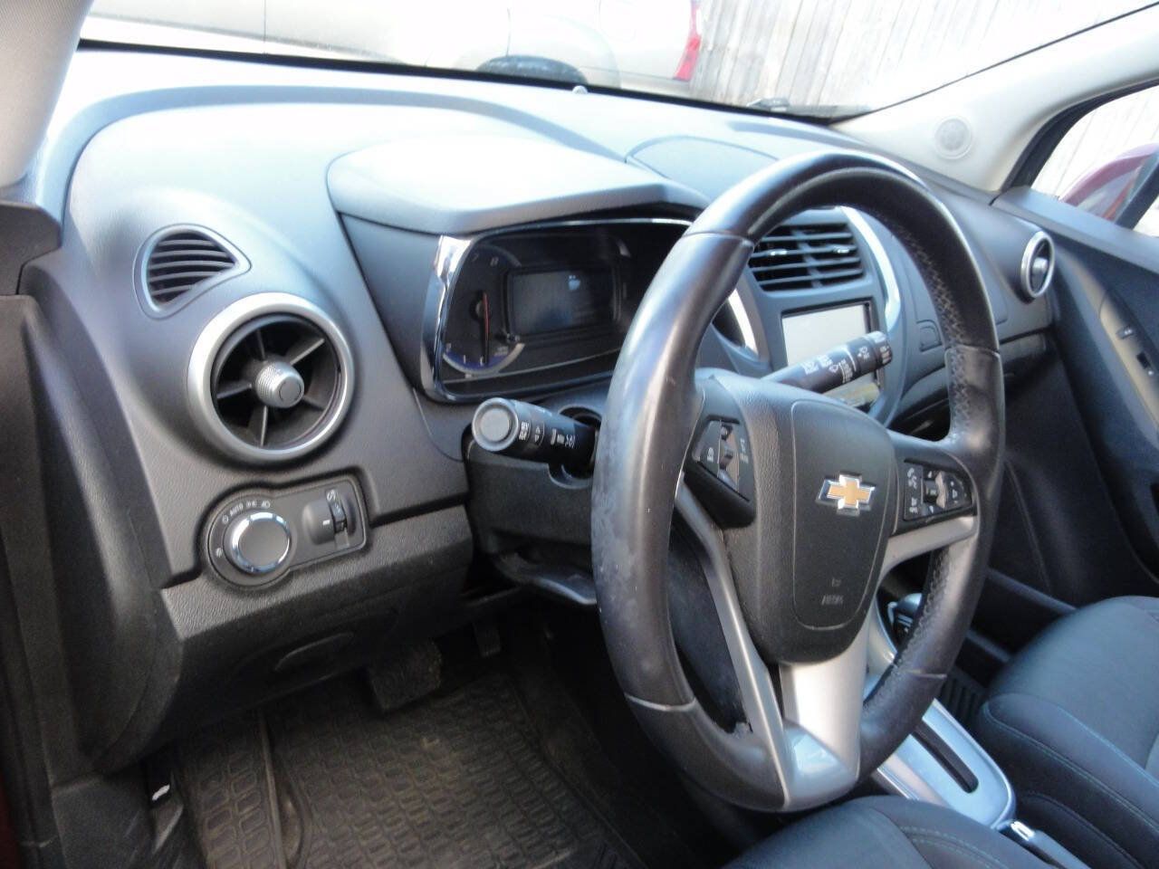 Used 2016 Chevrolet Trax LT AWD/4WD image 39