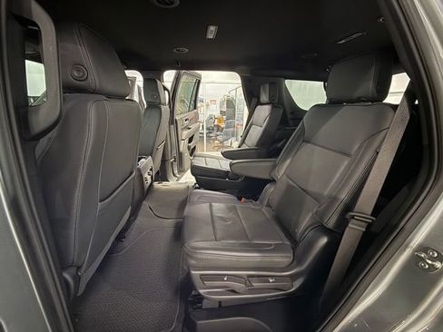 Certified 2025 GMC Yukon Denali image 11