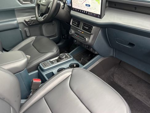 New 2025 Ford Maverick Lariat w/ Black Appearance Package AWD/4WD image 19