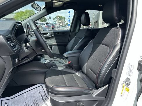Used 2024 Ford Escape ST-Line Select w/ Tech Pack #2 AWD/4WD image 15