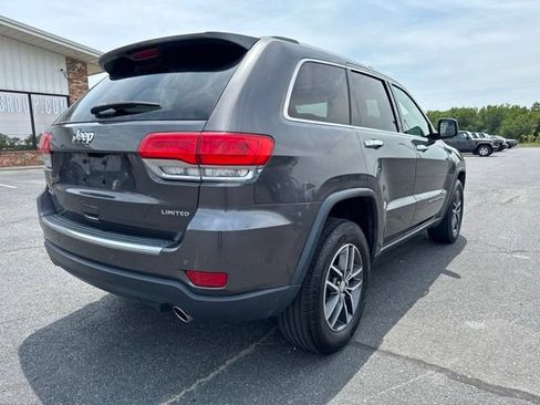 Used 2018 Jeep Grand Cherokee Limited AWD/4WD image 6