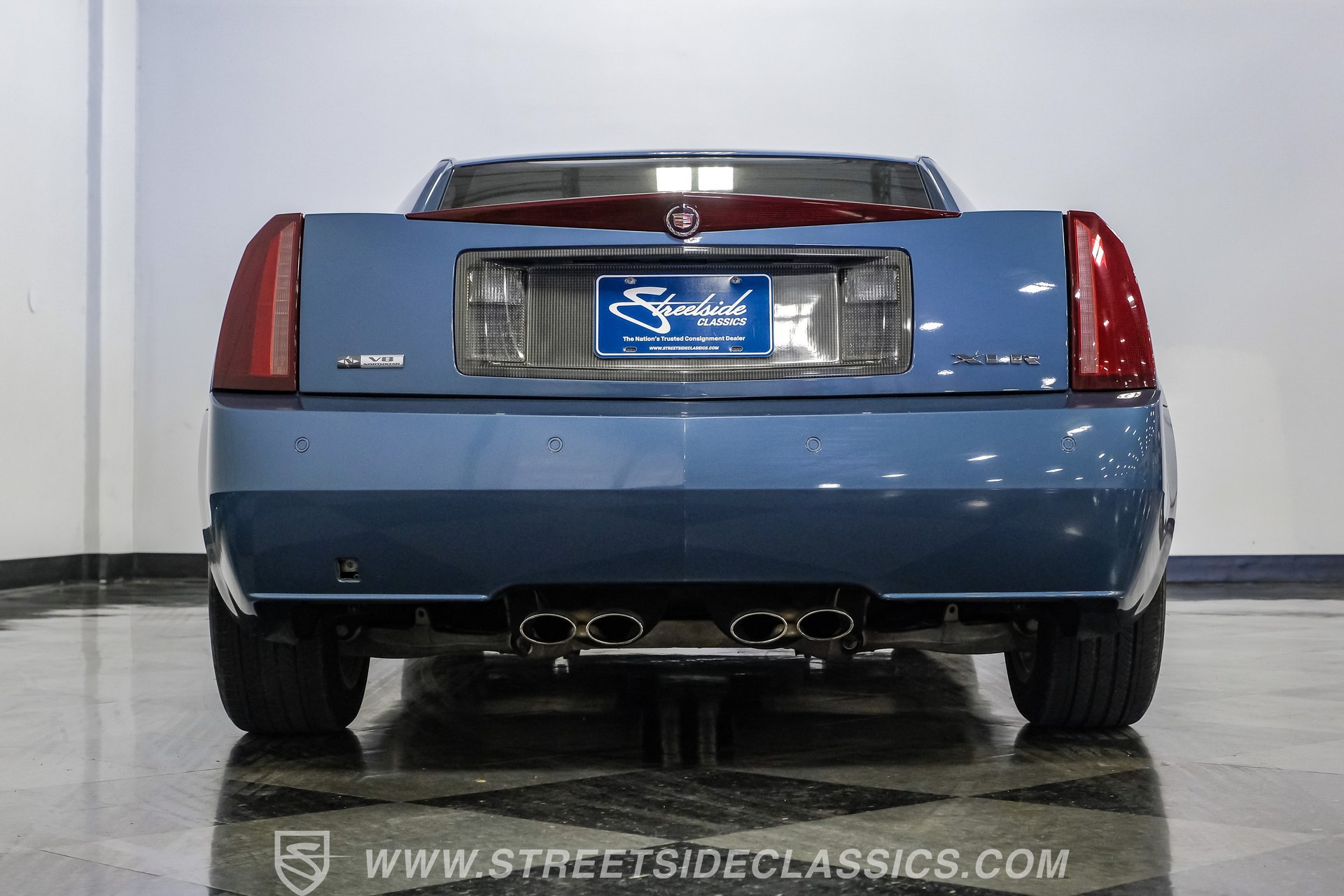 Used 2006 Cadillac XLR RWD image 32