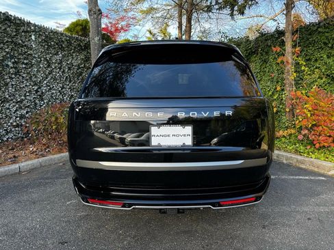 New 2025 Land Rover Range Rover SE image 6