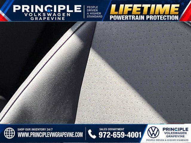 Used 2023 Volkswagen Tiguan SE R-Line FWD image 13