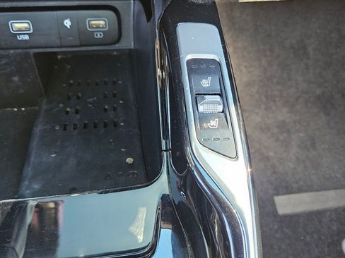 Used 2021 Kia Sorento SX image 21