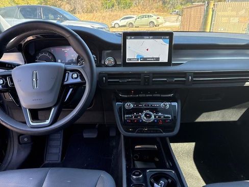 Used 2022 Lincoln Corsair FWD w/ Equipment Group 101A image 10