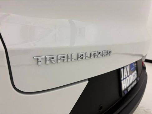 New 2026 Chevrolet TrailBlazer LS w/ LS Convenience Package FWD image 20