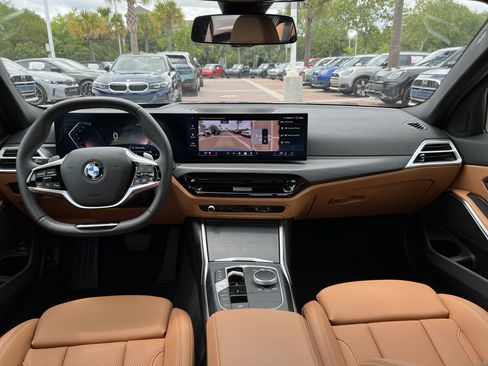 Certified 2025 BMW 330i Sedan RWD image 29