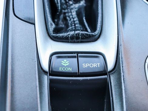 Used 2020 Honda Accord Sport image 28