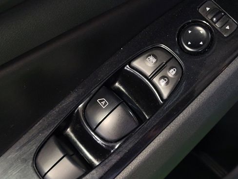 Used 2023 Nissan Altima 2.5 SV image 27