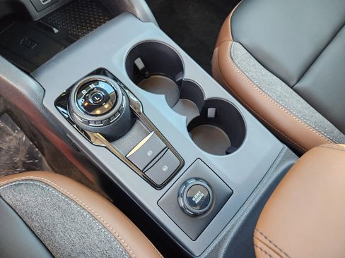 Certified 2024 Ford Bronco Sport Outer Banks w/ Tech Package image 38