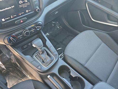 Used 2024 Kia Soul LX w/ Option Group 015 image 27