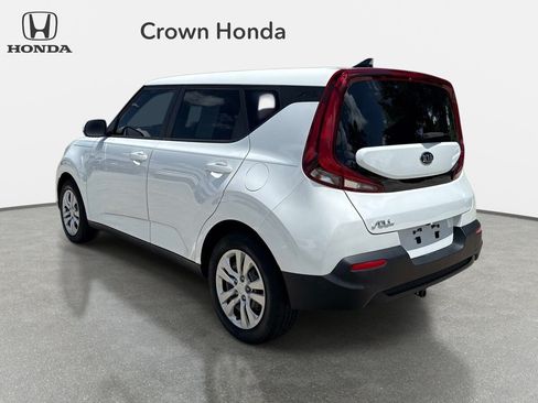 Used 2020 Kia Soul LX FWD image 3