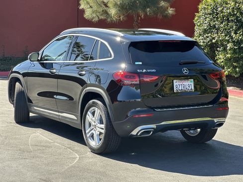Used 2022 Mercedes-Benz GLA 250 GLA 250 image 4