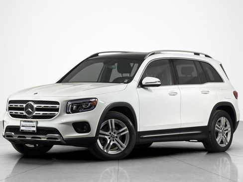 Used 2023 Mercedes-Benz GLB 250 image 1