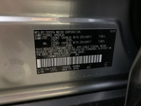 New 2025 Toyota RAV4 XLE image 30