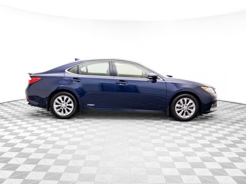 Used 2015 Lexus ES 300h image 6