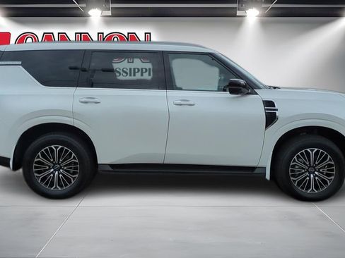 New 2026 Nissan Armada SL w/ Captain's Chari Seat Package image 4