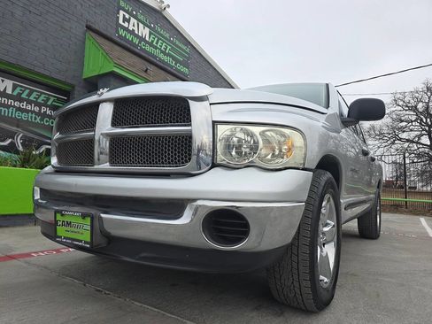 Used 2002 Dodge Ram 1500 Truck 2WD Quad Cab image 2