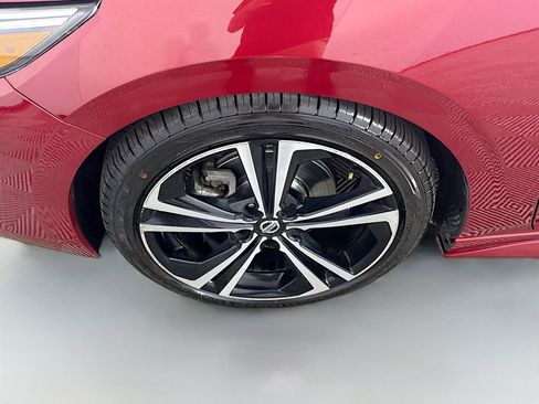 Used 2021 Nissan Sentra SR image 38