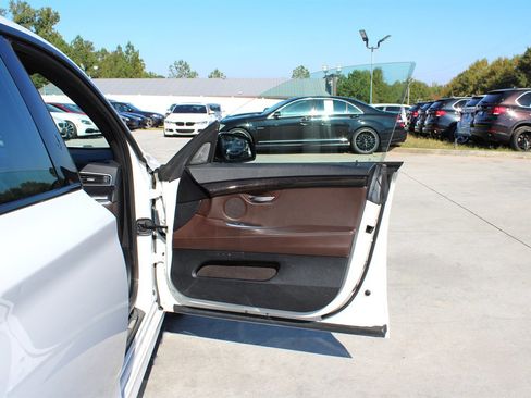 Used 2015 BMW 550i Gran Turismo xDrive image 28