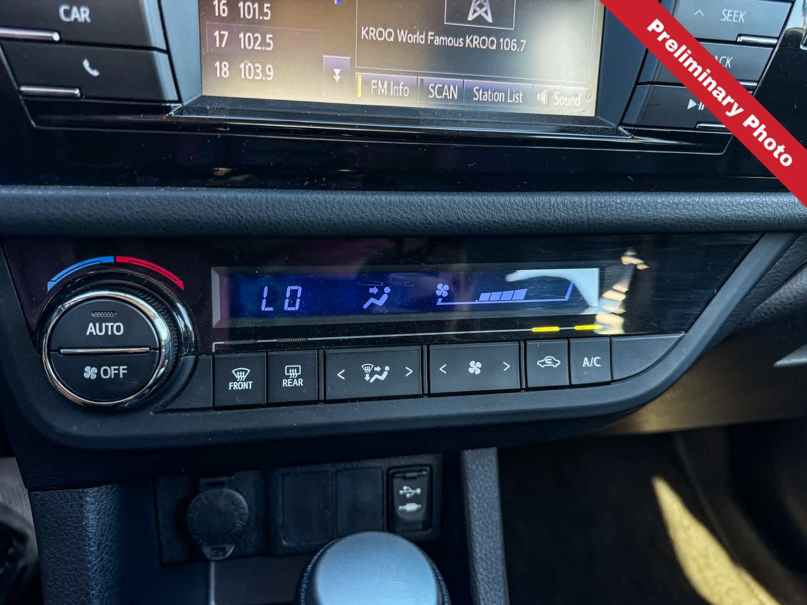 Used 2015 Toyota Corolla S FWD image 17