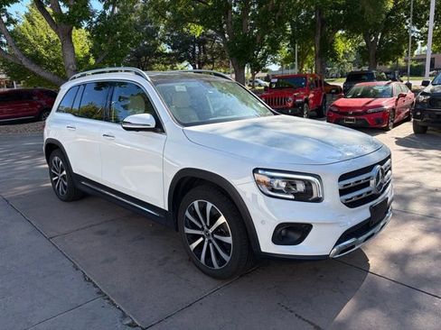 Used 2020 Mercedes-Benz GLB 250 4MATIC image 5