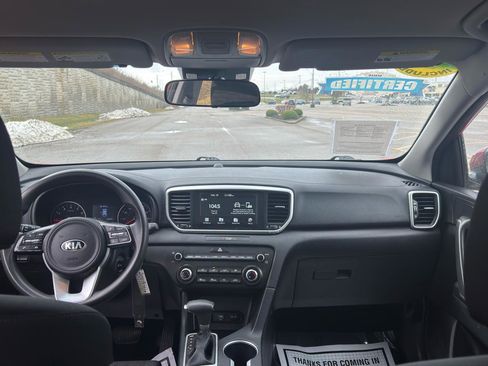 Used 2021 Kia Sportage LX image 16