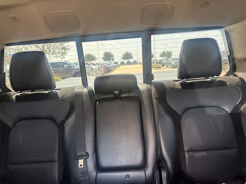 Used 2021 RAM 1500 Laramie AWD/4WD image 7