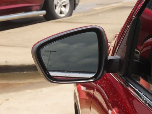 Used 2023 Ford Escape Platinum FWD image 19