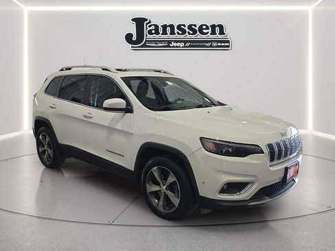 Used 2019 Jeep Cherokee Limited w/ Luxury Group AWD/4WD image 6
