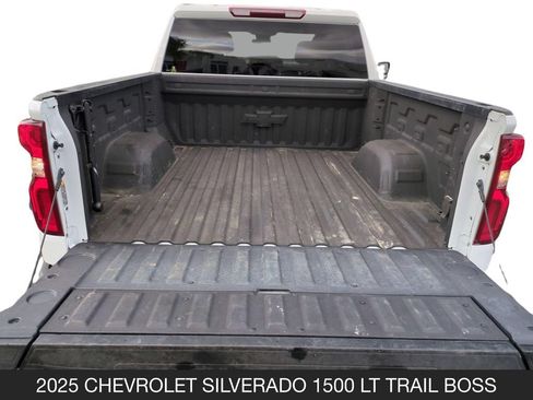 Used 2025 Chevrolet Silverado 1500 LT Trail Boss w/ Protection Package AWD/4WD image 24