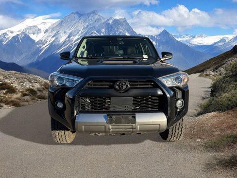 Certified 2022 Toyota 4Runner TRD Off-Road Premium w/ Moonroof Package image 8