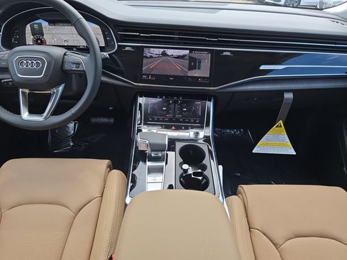 New 2025 Audi Q8 Prestige image 13