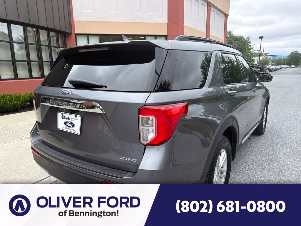 Used 2022 Ford Explorer XLT w/ Equipment Group 202A AWD/4WD image 8