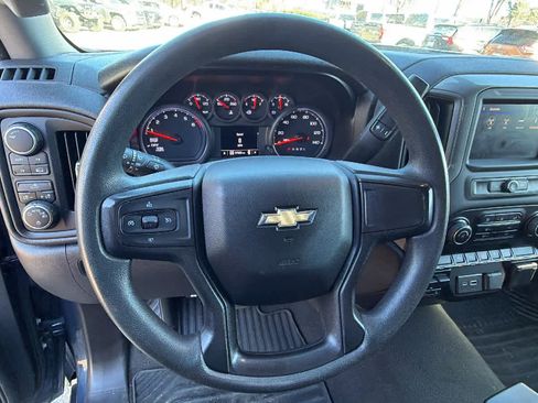 Used 2021 Chevrolet Silverado 1500 Custom image 15