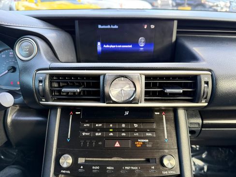 Used 2017 Lexus IS 300 AWD w/ Premium Package image 31