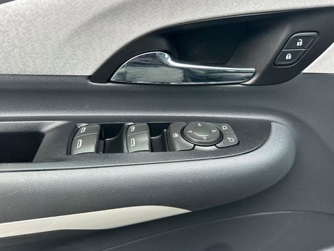 Used 2019 Chevrolet Bolt LT image 12