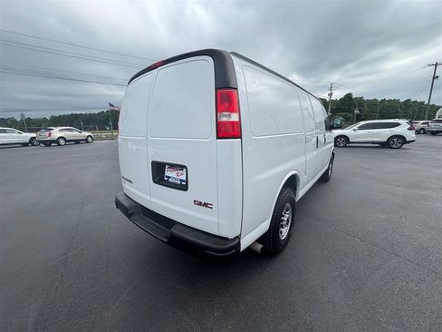 Used 2023 GMC Savana 2500 w/ Driver Convenience Package RWD image 7