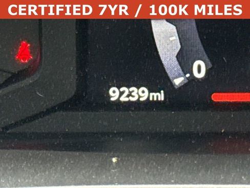 Used 2025 Toyota Tacoma SR5 AWD/4WD image 28