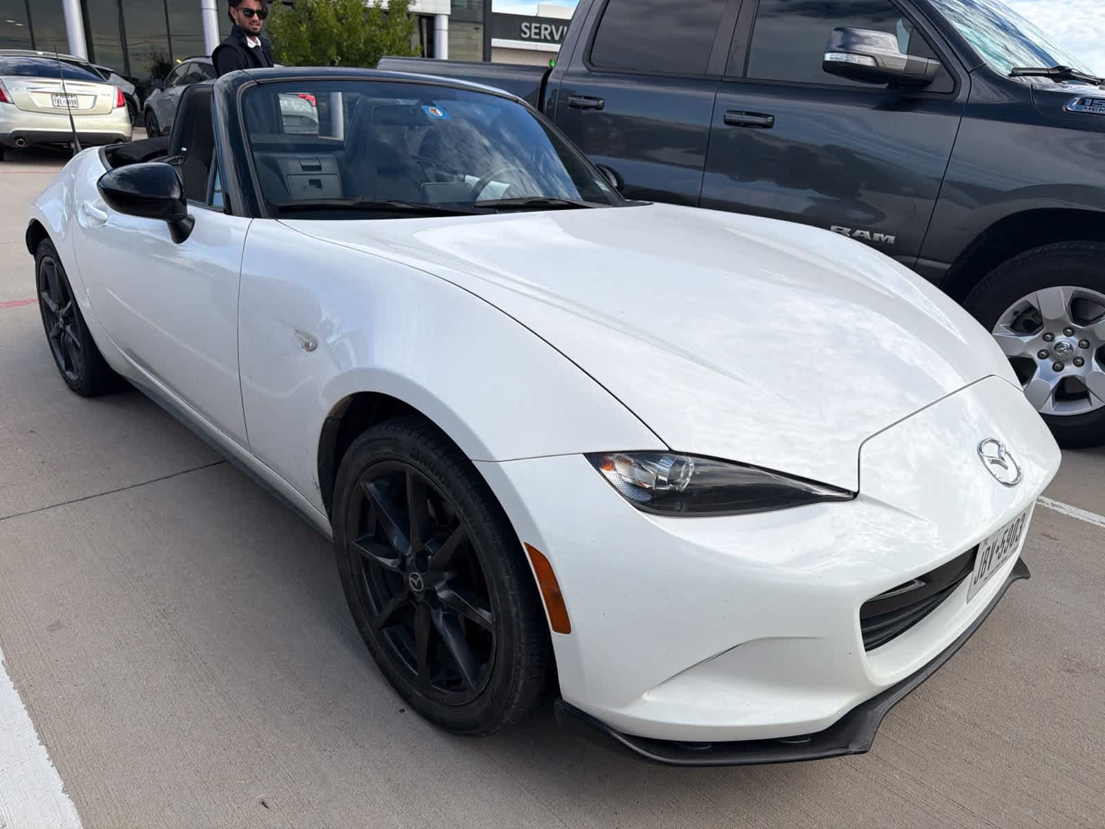 Used 2016 MAZDA MX-5 Miata Club RWD image 2