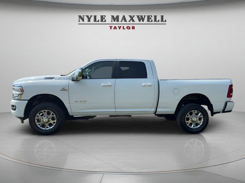 Used 2024 RAM 2500 Laramie w/ Safety Group AWD/4WD image 8