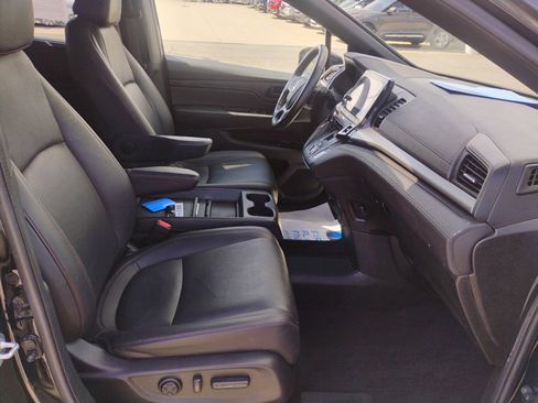 Used 2023 Honda Odyssey Sport image 32