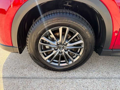 Used 2019 MAZDA CX-5 Touring FWD image 12